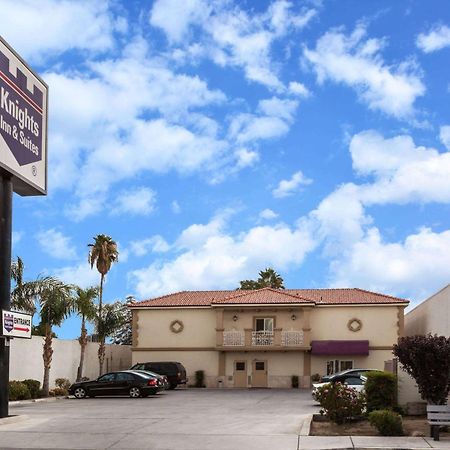 Howard Johnson By Wyndham Bakersfield Exteriör bild